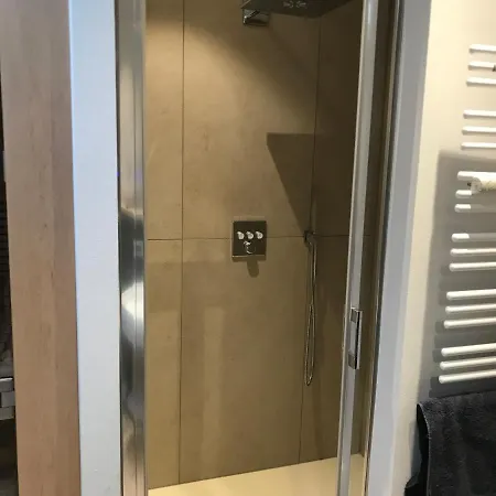 Haus Duene, 28 דירה קושהאבן