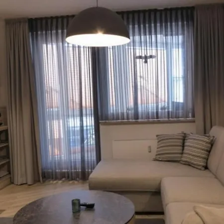 Haus Duene, 28 דירה קושהאבן